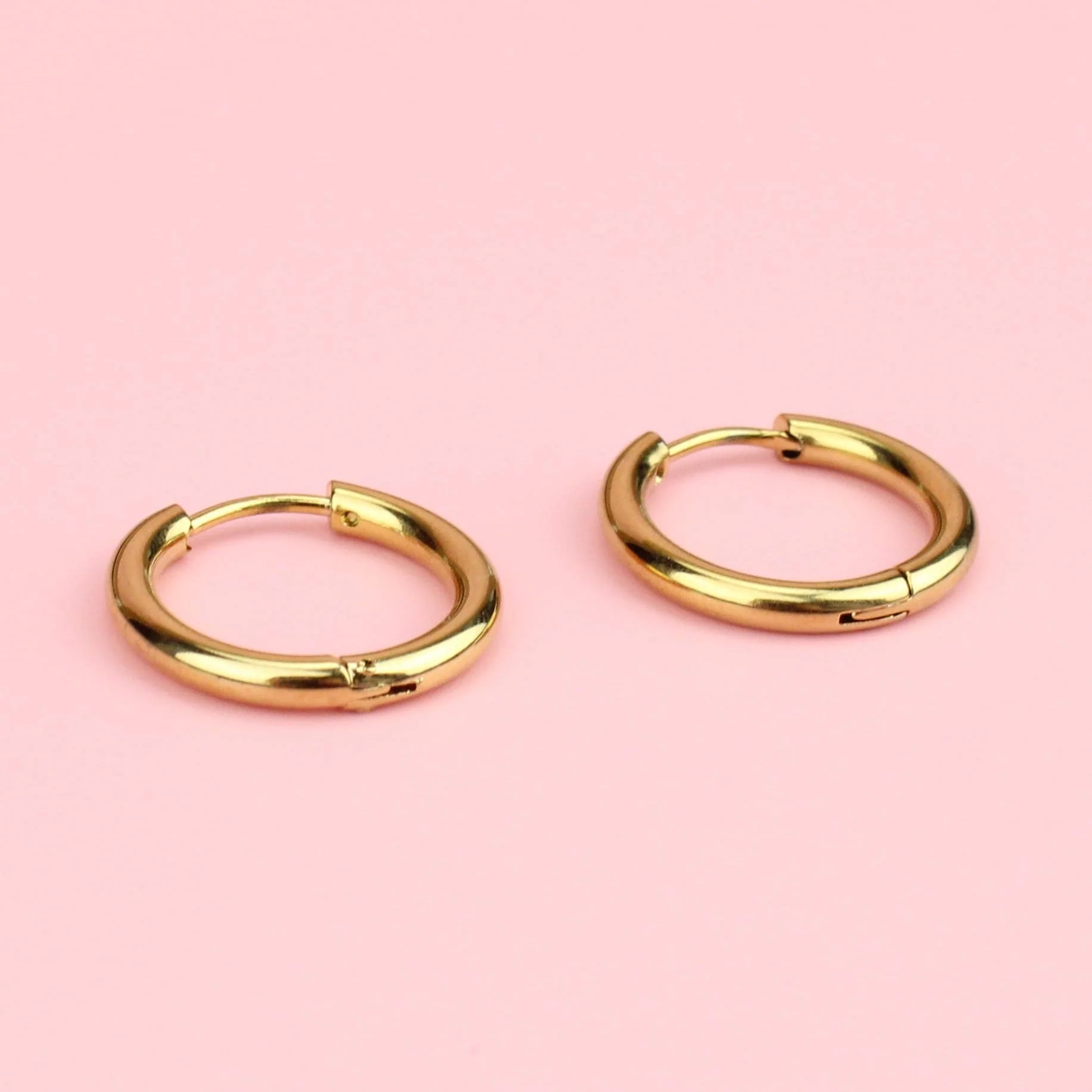 19mm Gold Stainless Steel Hoop Earrings - Image 3