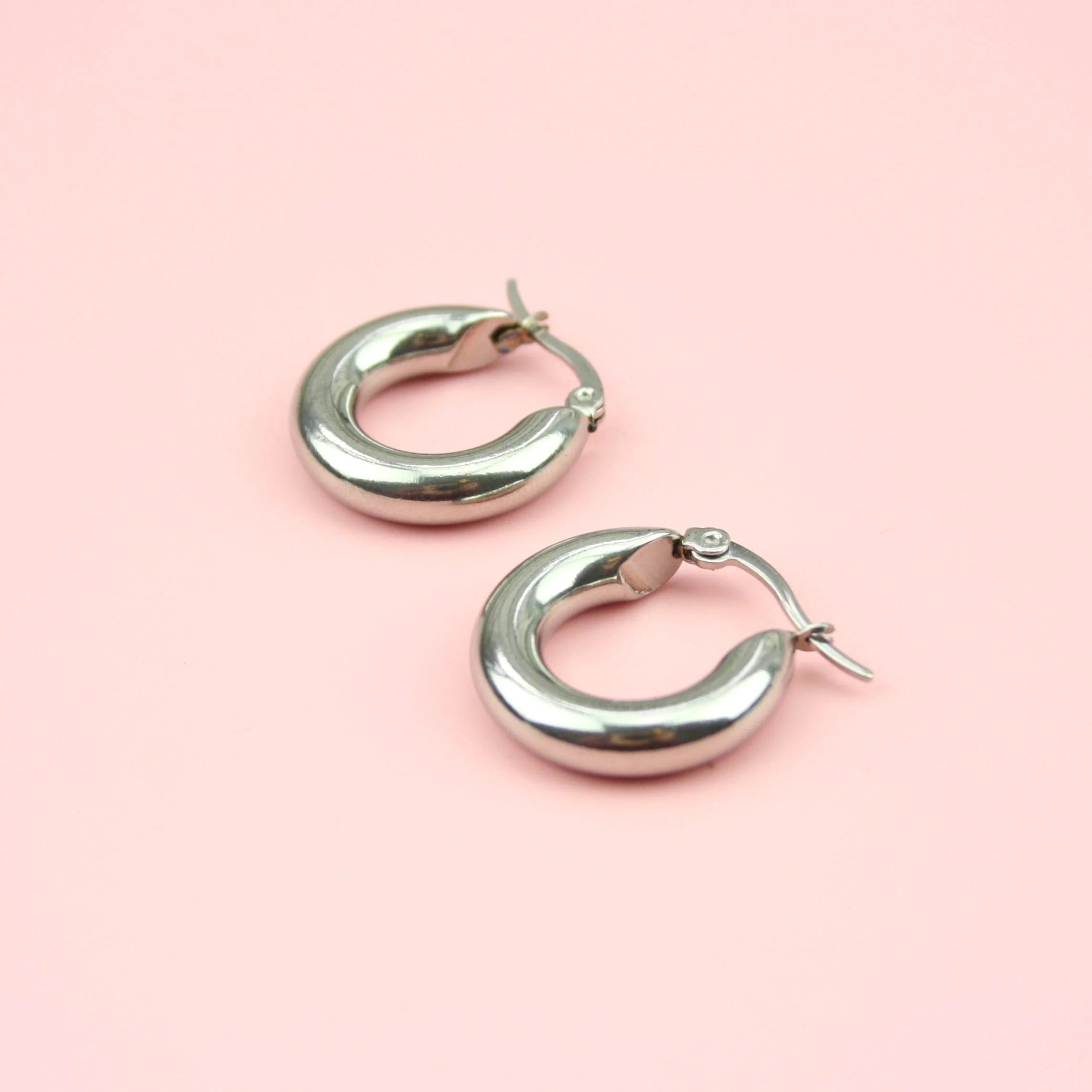 20mm Chunky Stainless Steel Hoop Earrings - Image 3