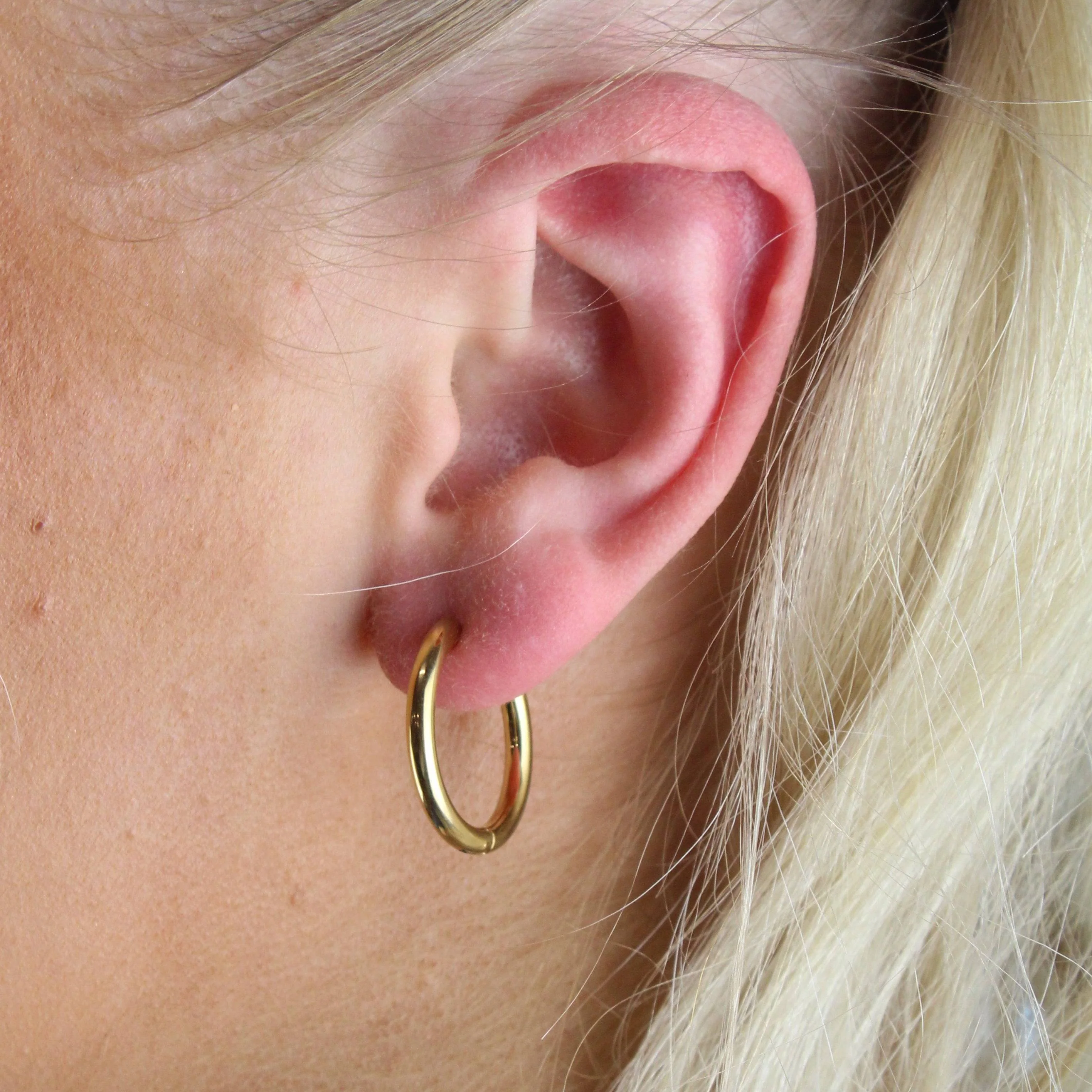 21mm Gold Stainless Steel Hoop Earrings - Image 2
