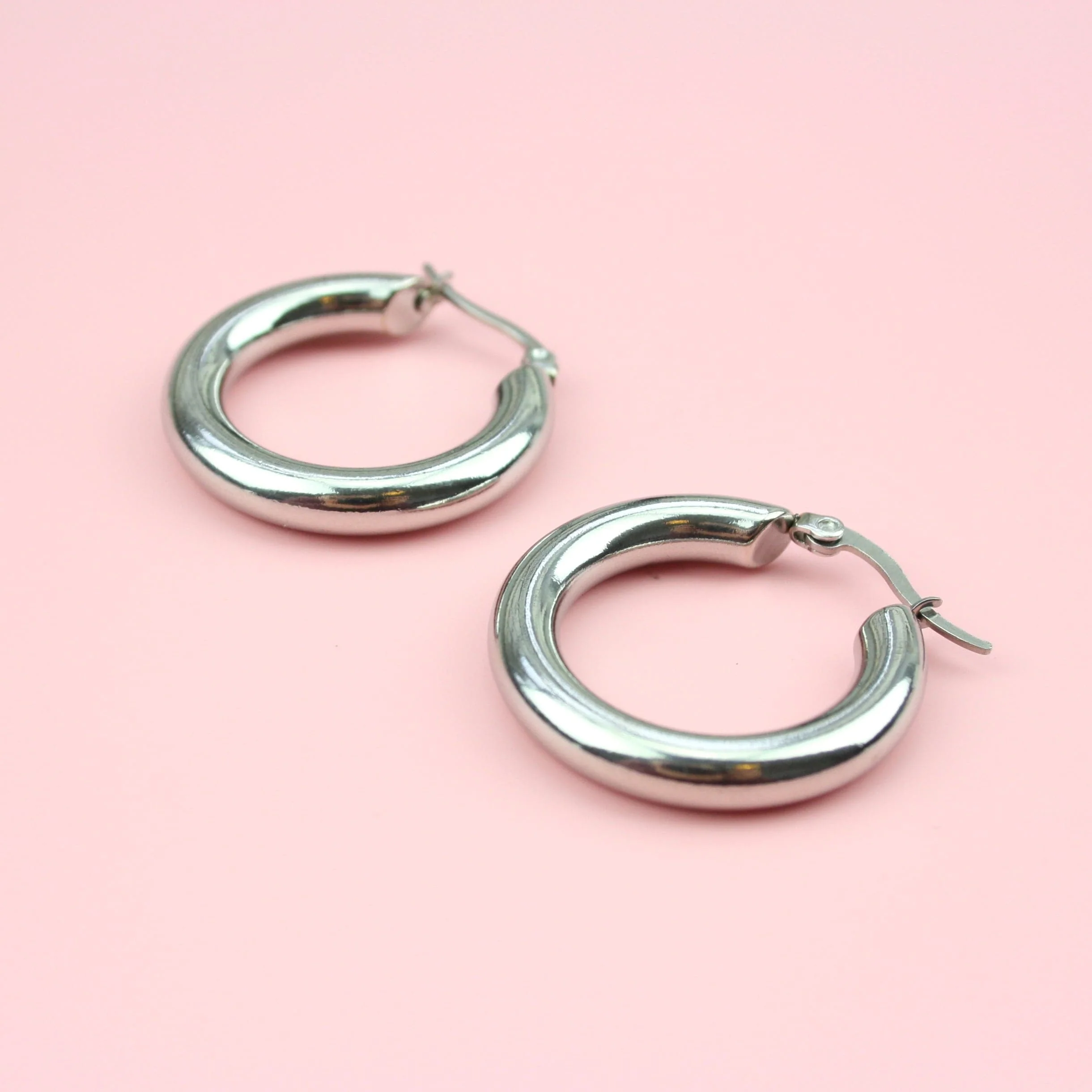 32mm Chunky Stainless Steel Hoop Earrings - Image 3