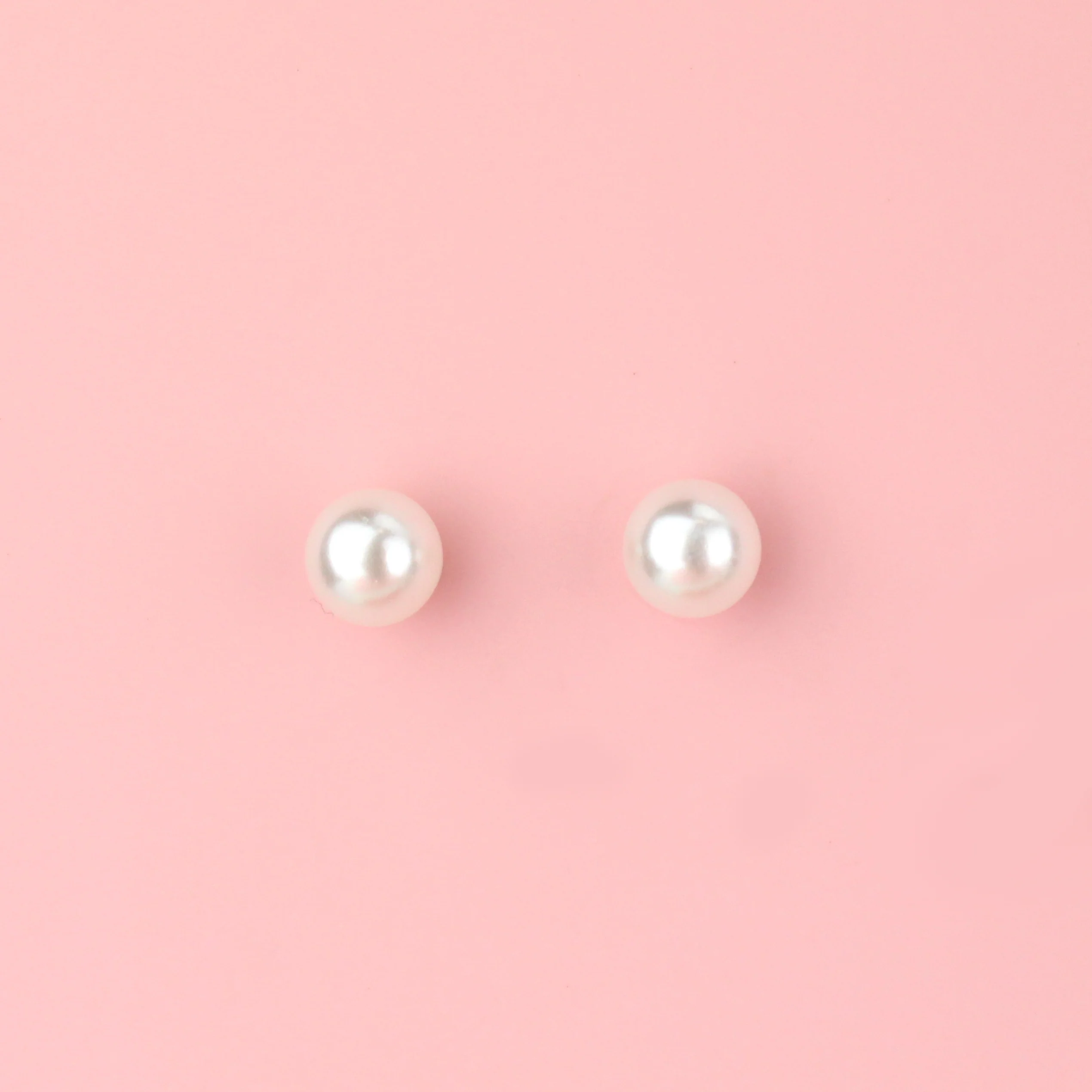 6mm Pearl Stud Earrings (Gold Plated) - Image 2