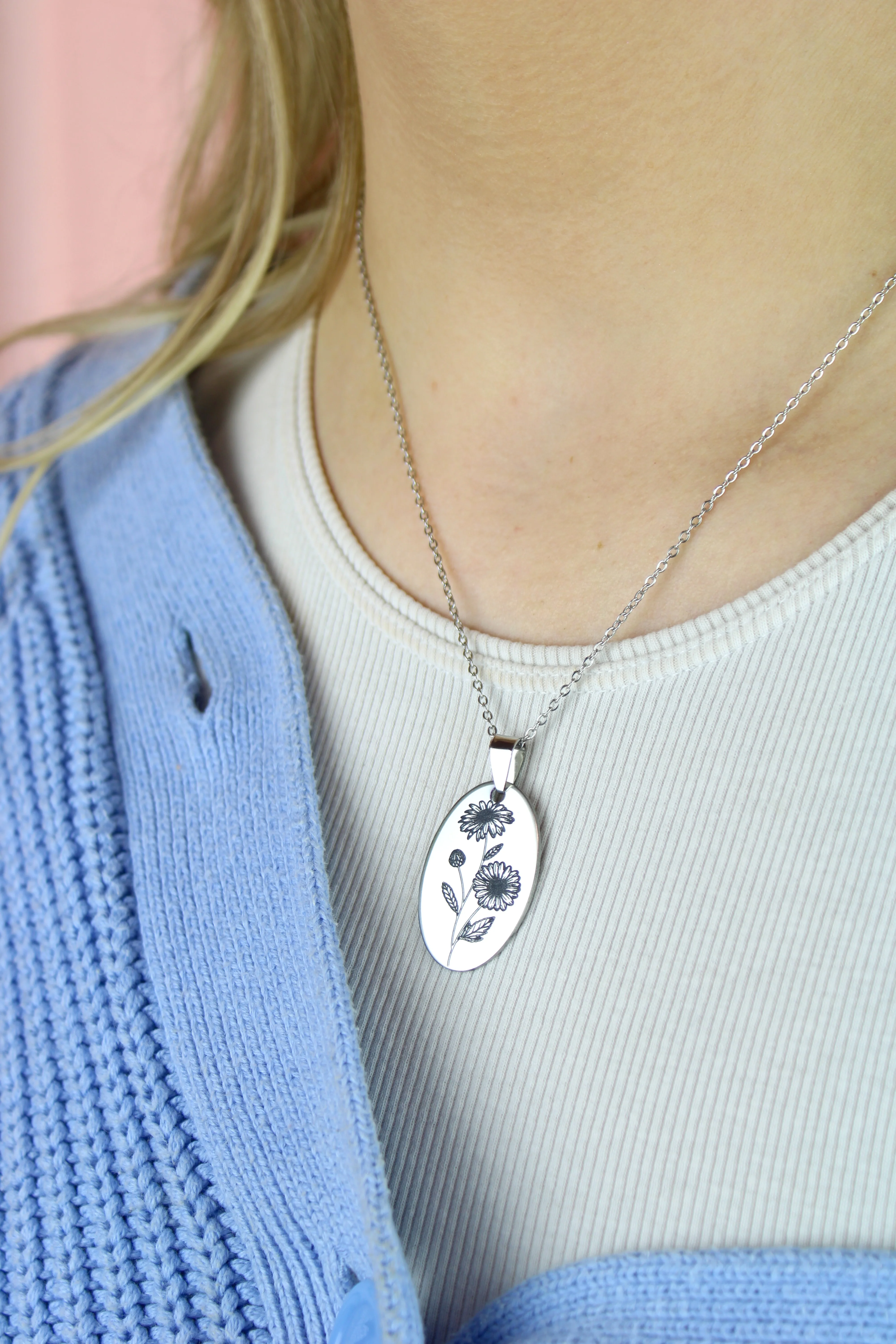 April Birth Flower Necklace - Daisy - Image 4