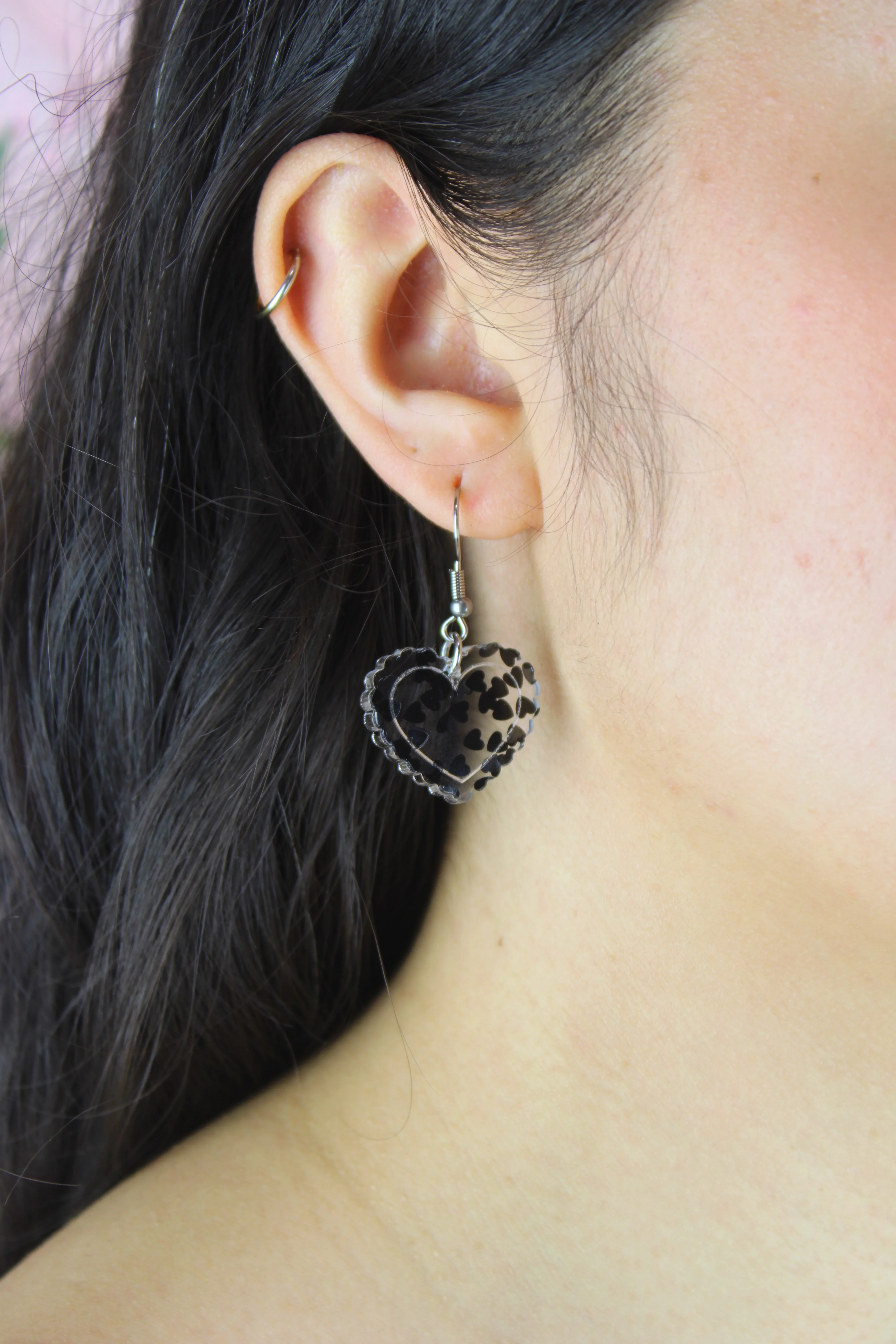 Black Confetti Heart Earrings - Image 2
