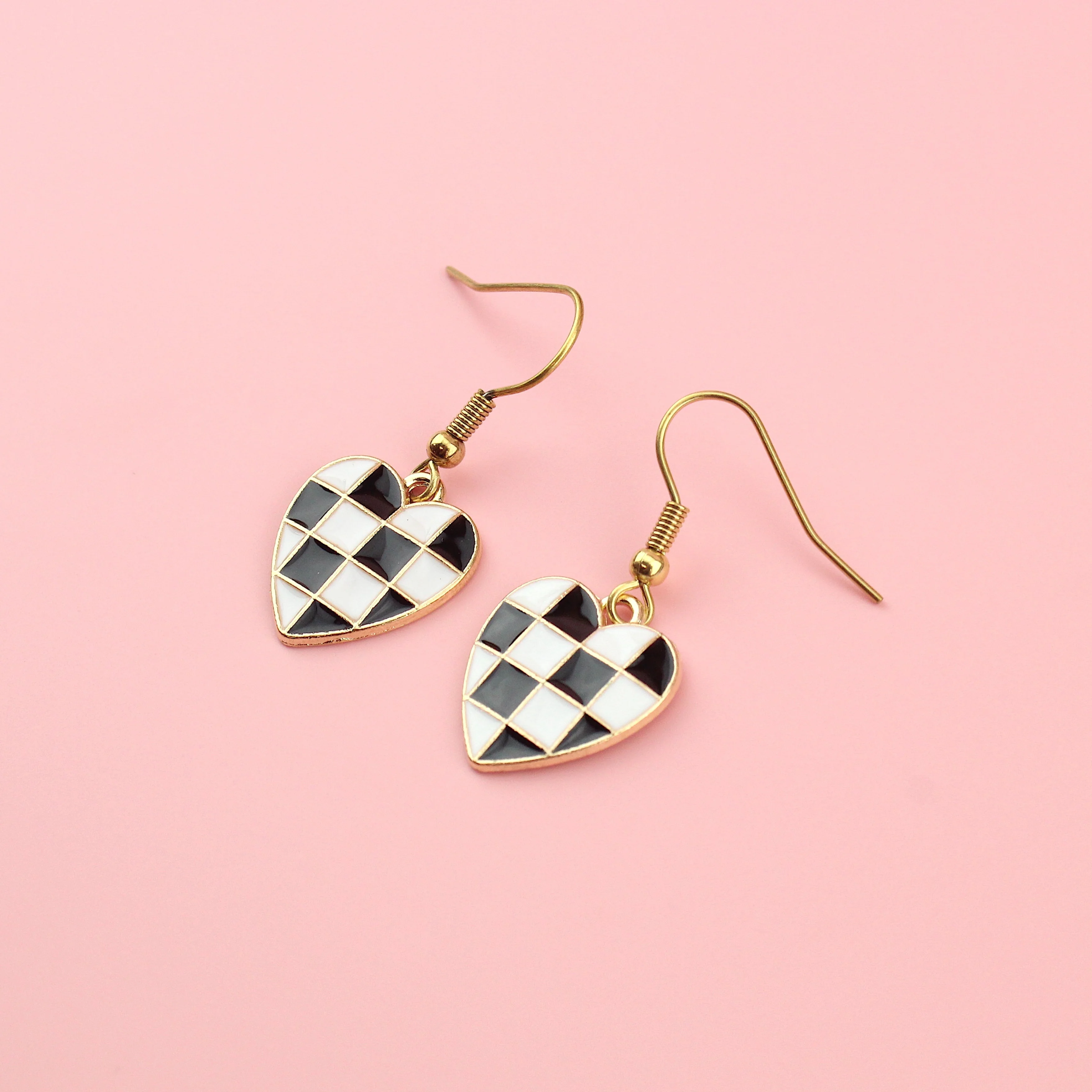 Black & White Heart Checkerboard Earrings - Image 3