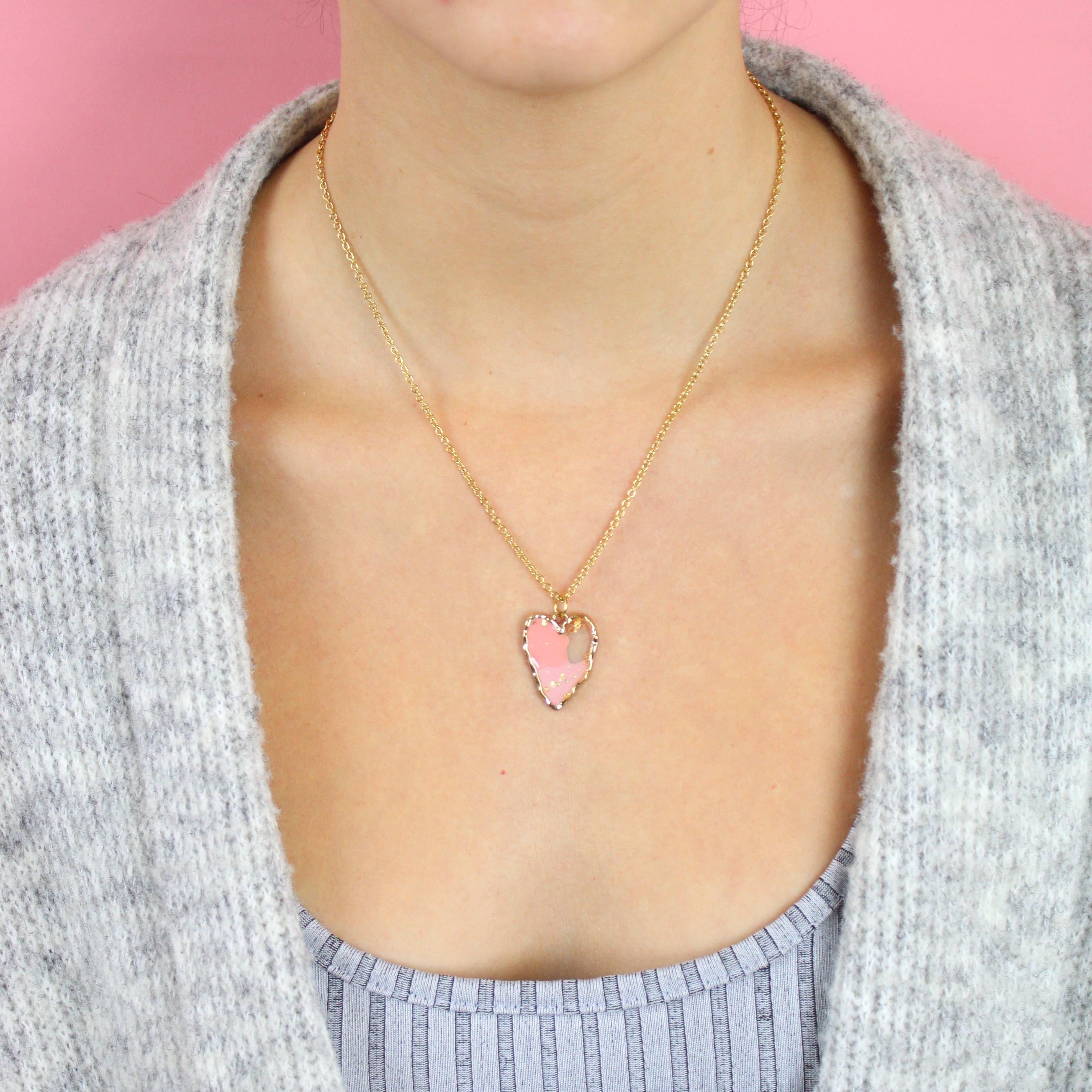Caught A Vibe Heart Necklace - Image 3