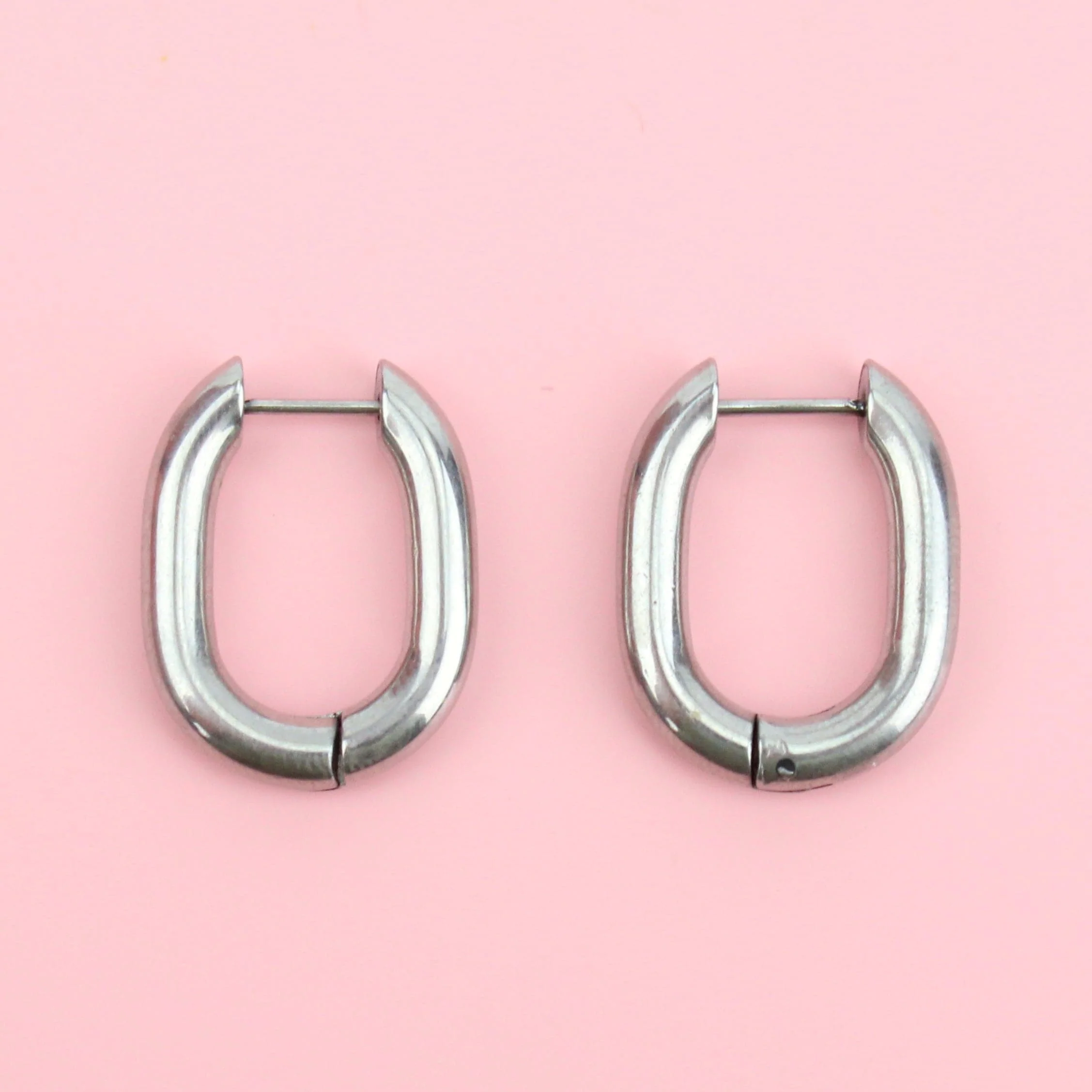 Chunky Oval Hoop Earrings