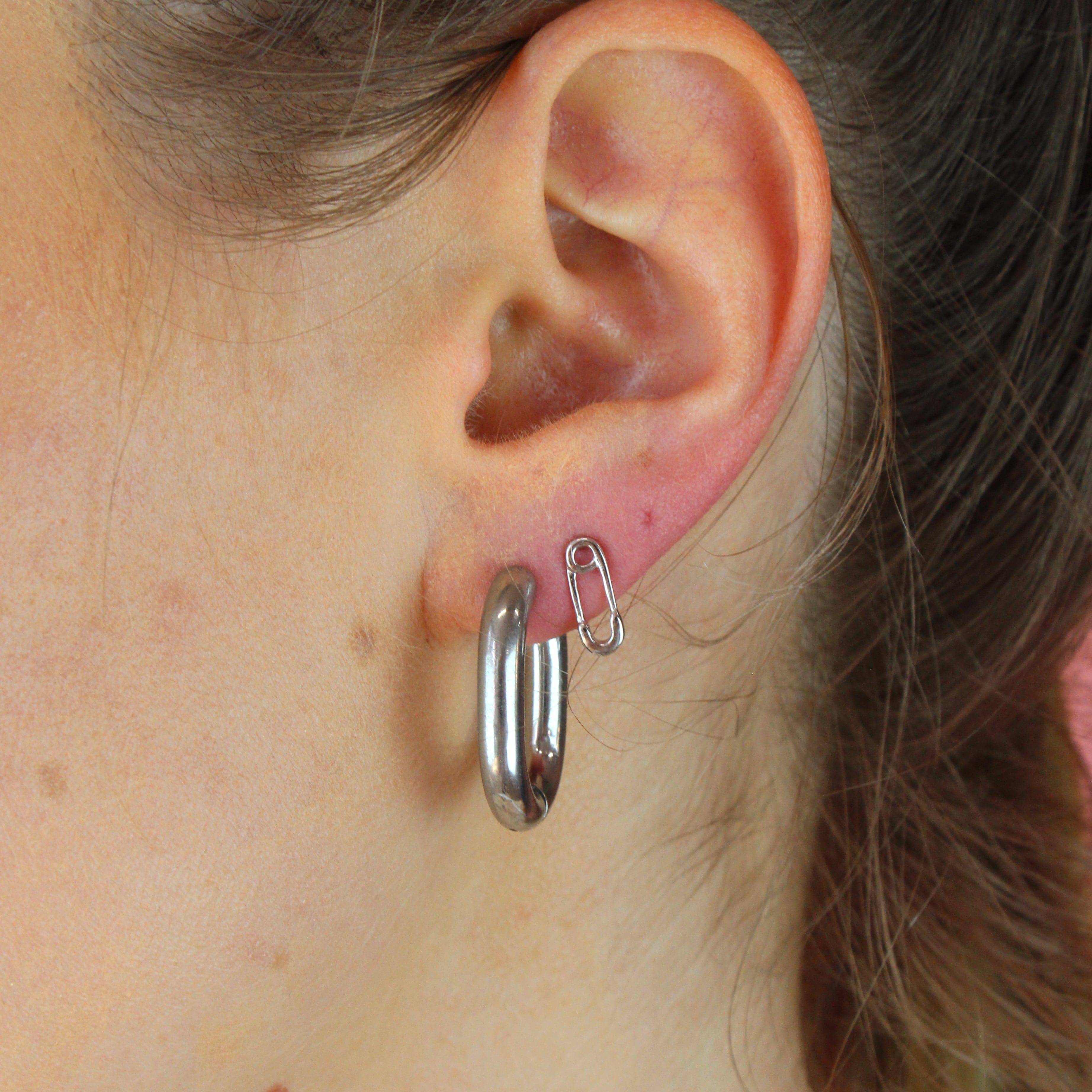 Chunky Oval Hoop Earrings - Image 2