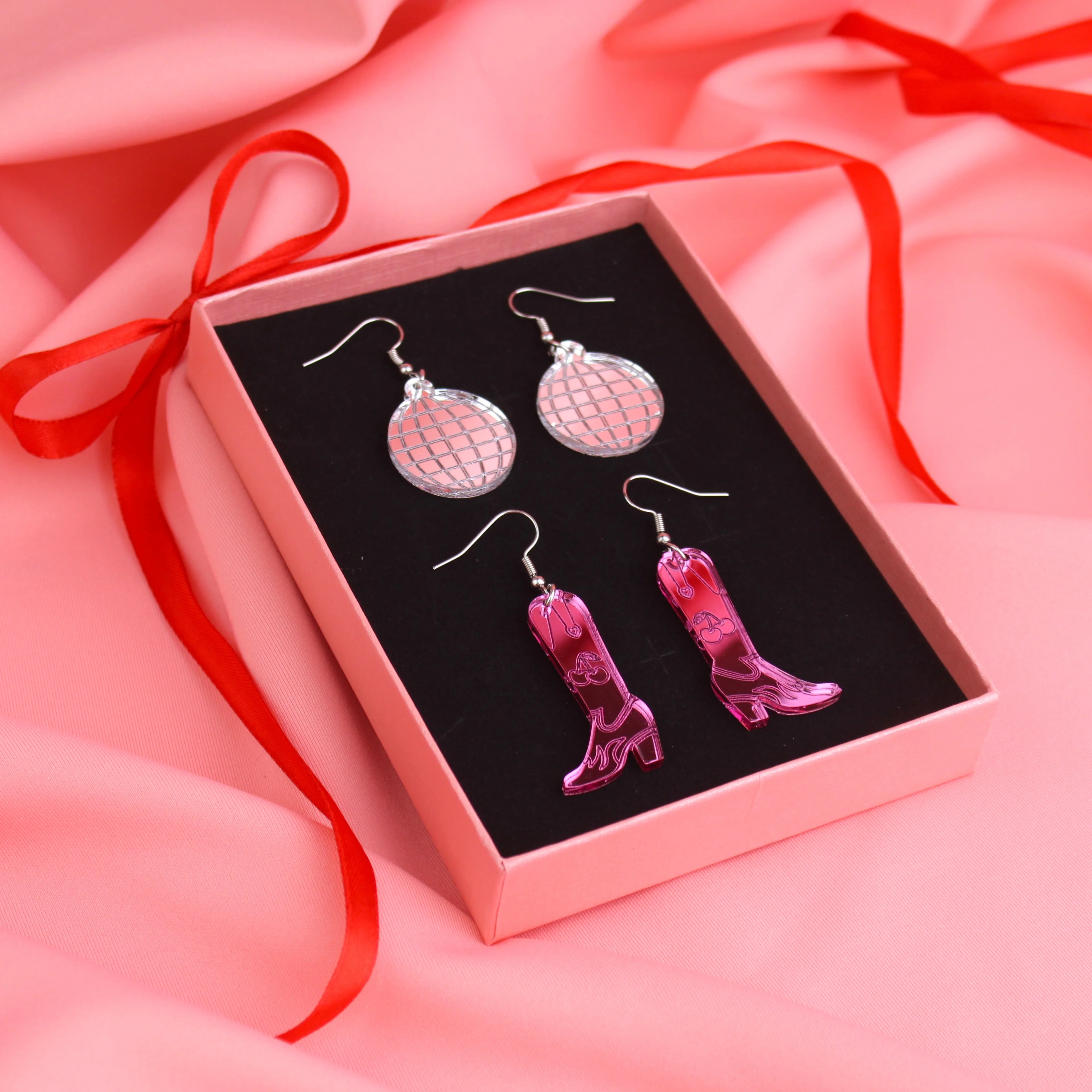 Disco Cowgirl Earrings Gift Set - Image 8