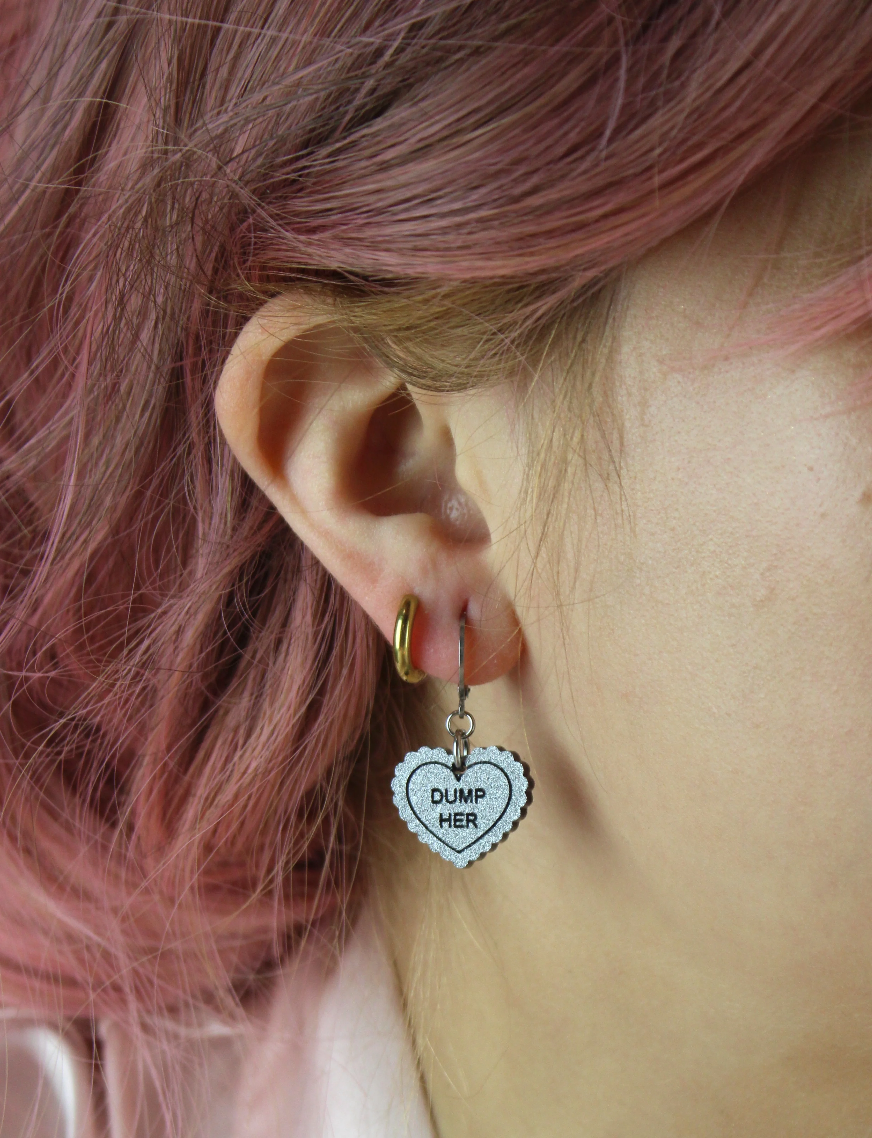 "Dump Her" Loveheart Huggie Hoop Earrings - Silver - Image 2