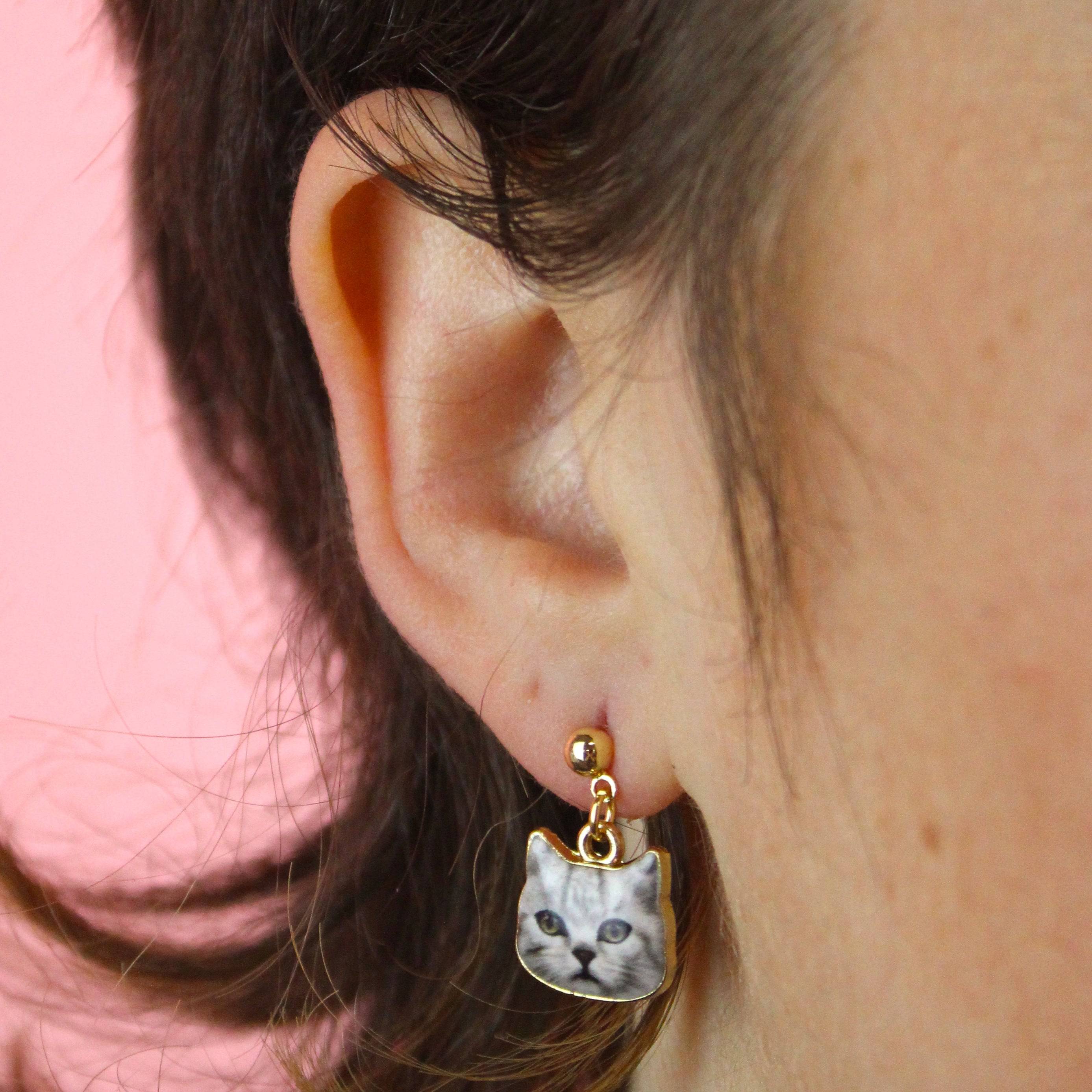 Grey Tabby Cat Earrings - Image 3