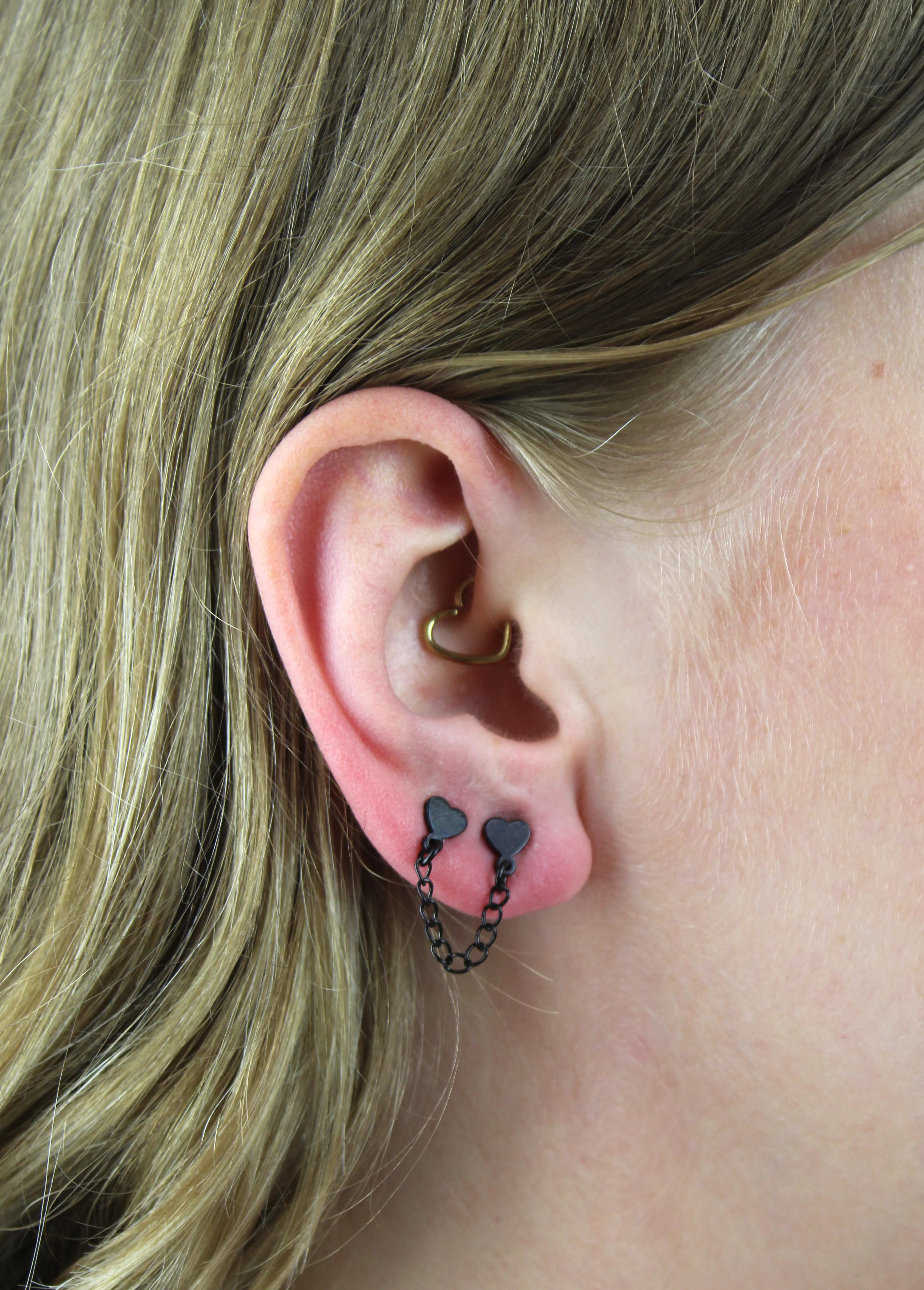 Heart Chain Double Stud Earrings (Black) - Image 2