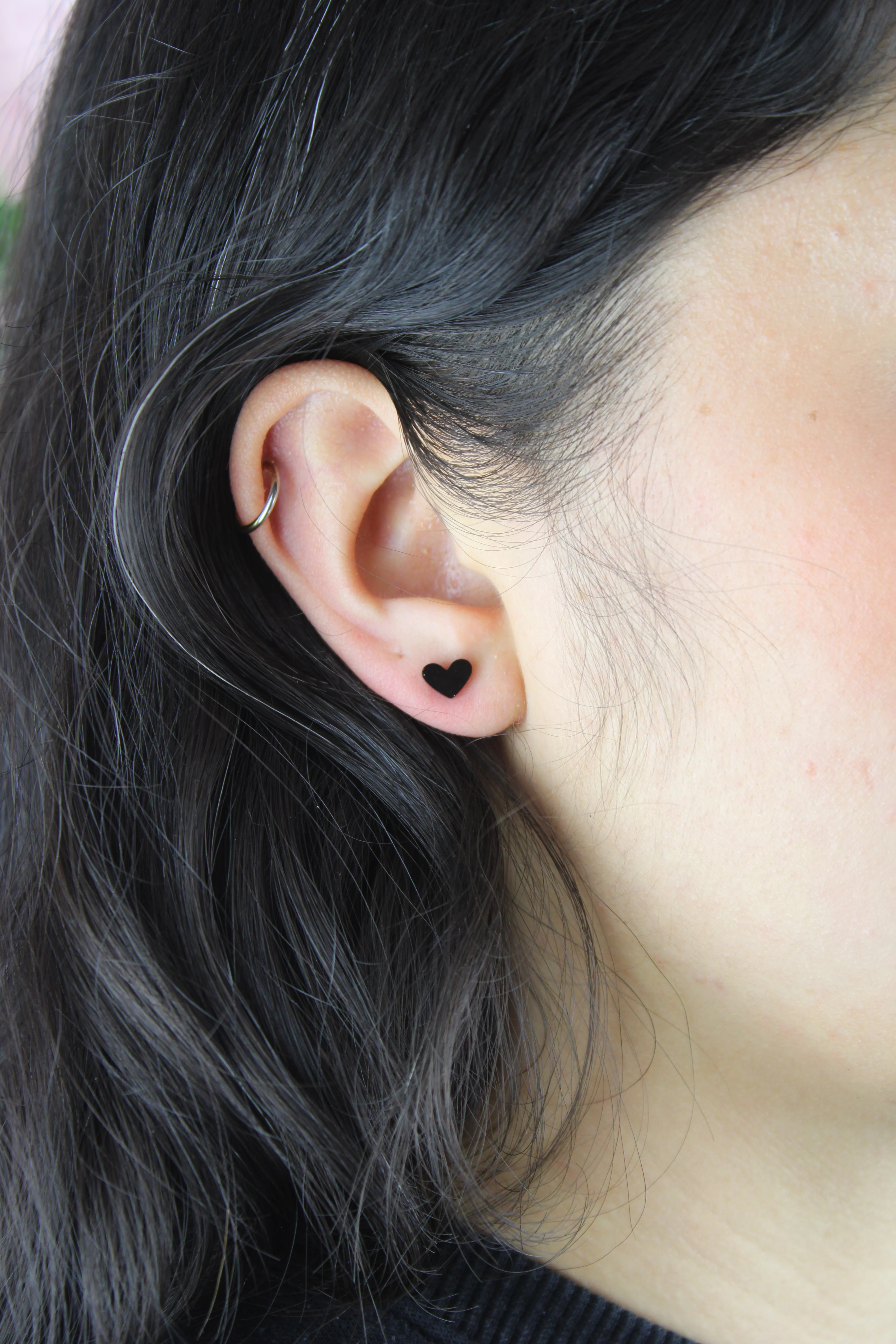 Heart Screw On Stud Earrings - Black - Image 2