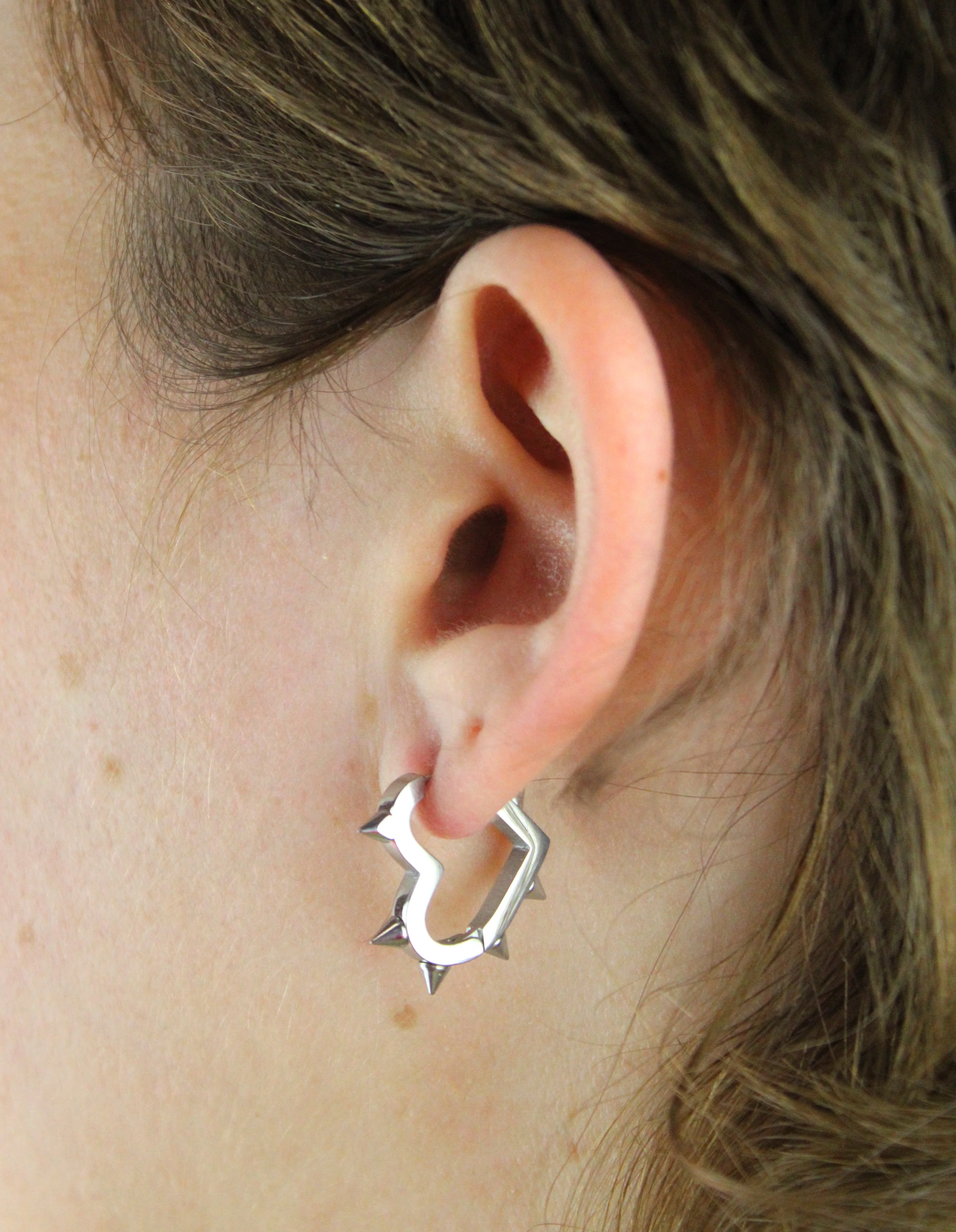 Heart Spike Huggie Hoop Earrings - Image 2