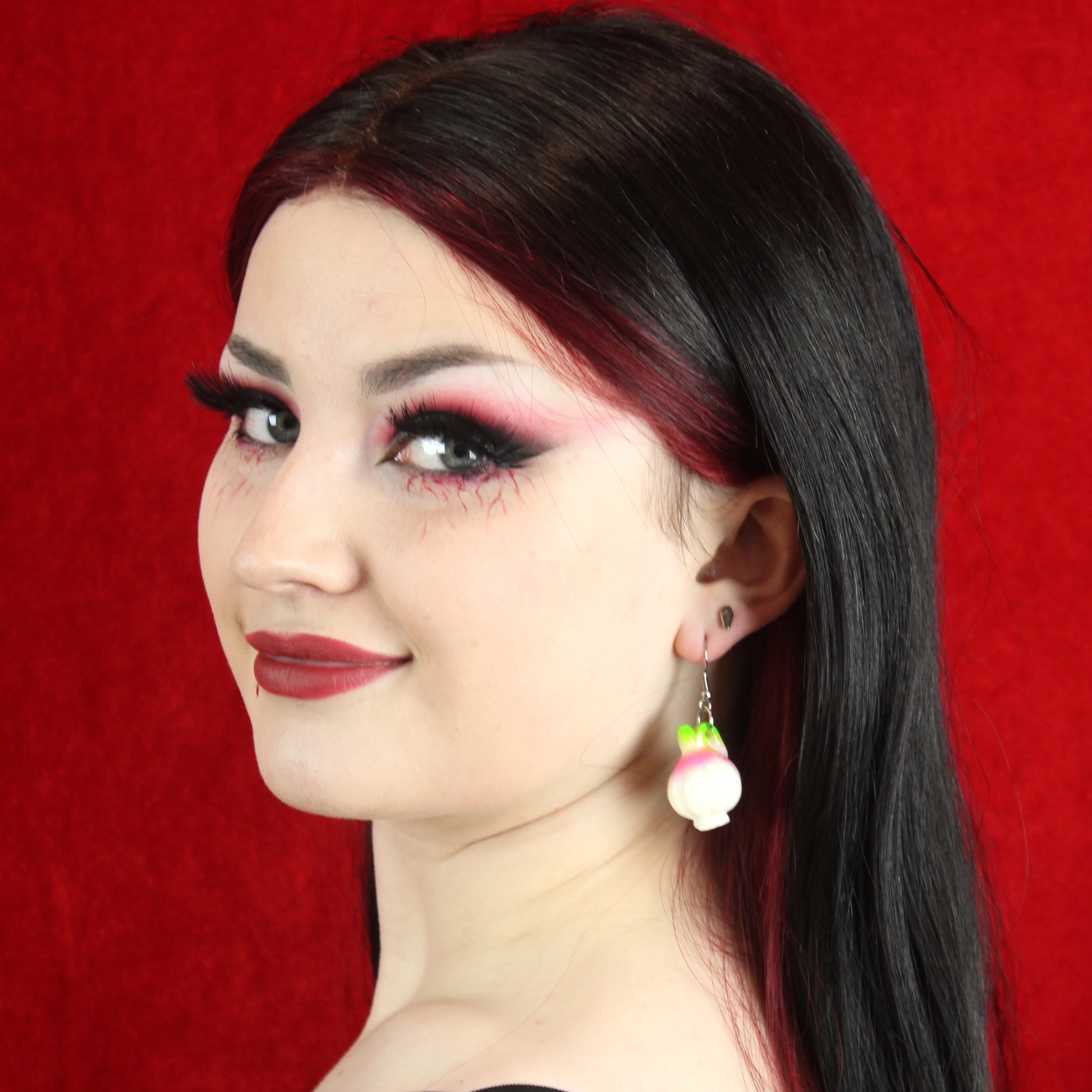 I'm a Garlic Girl Earrings - Image 7