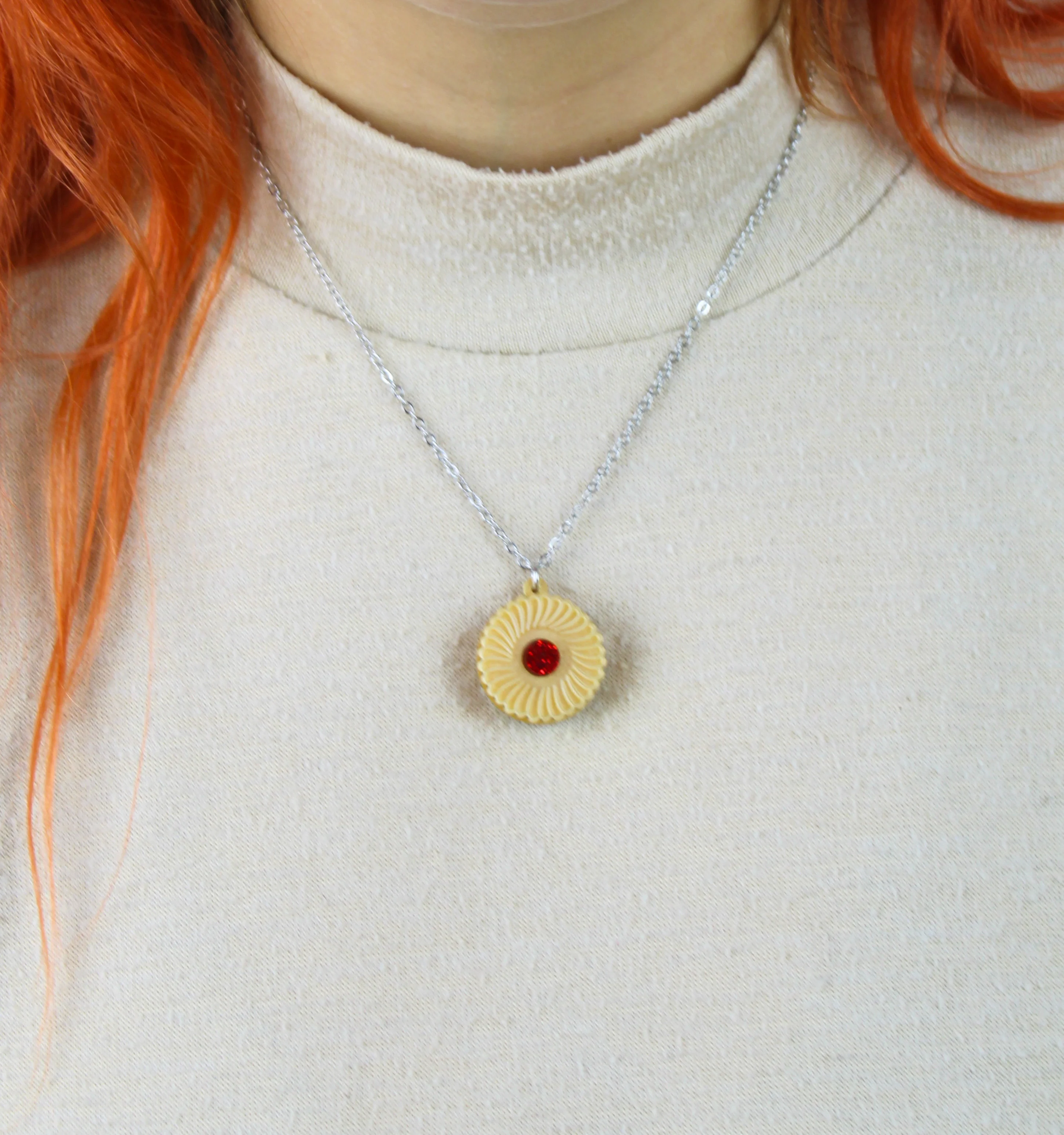 Jam & Cream Biscuit Necklace - Image 2