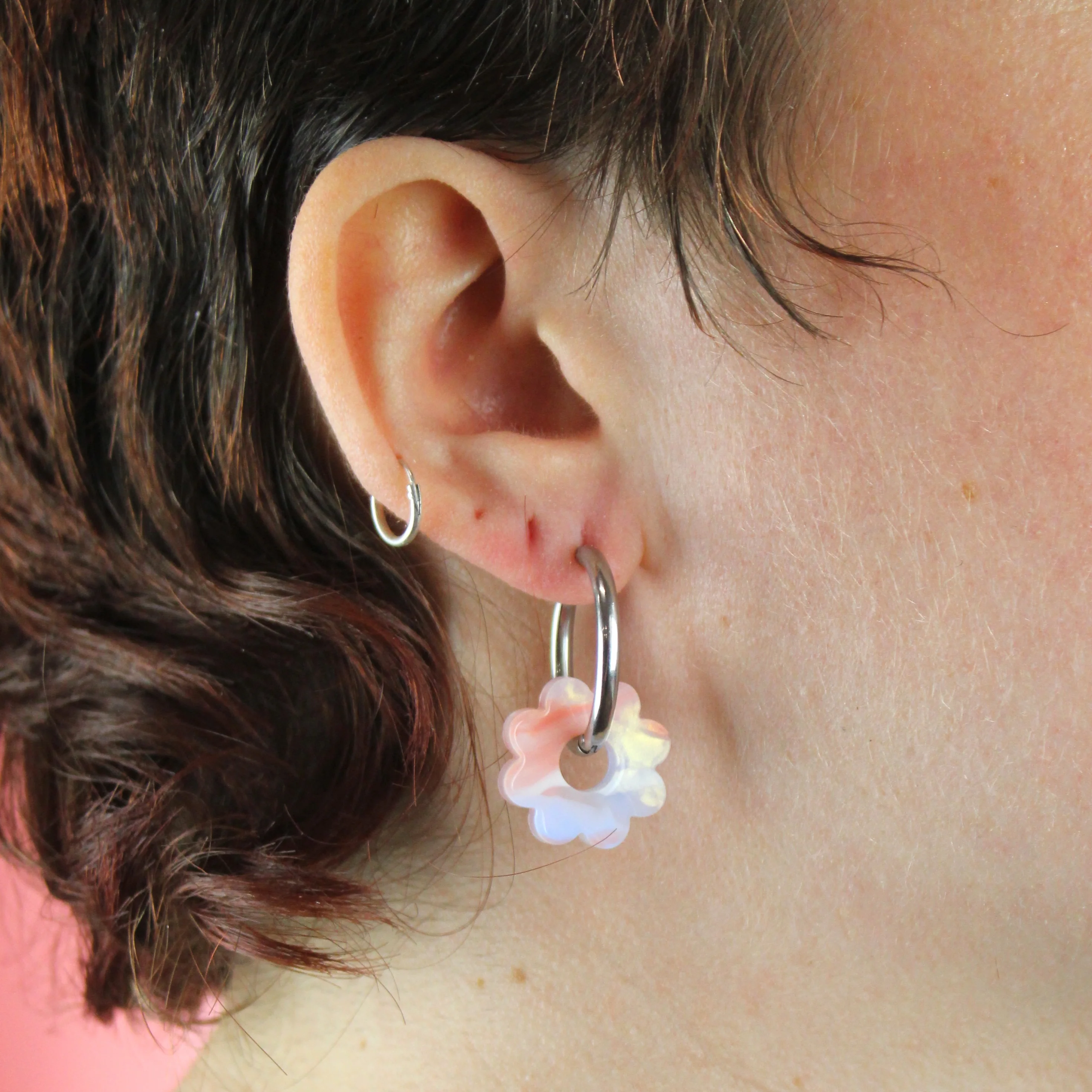 Lazy Daisy Hoop Earrings - Pastel Marble - Image 2