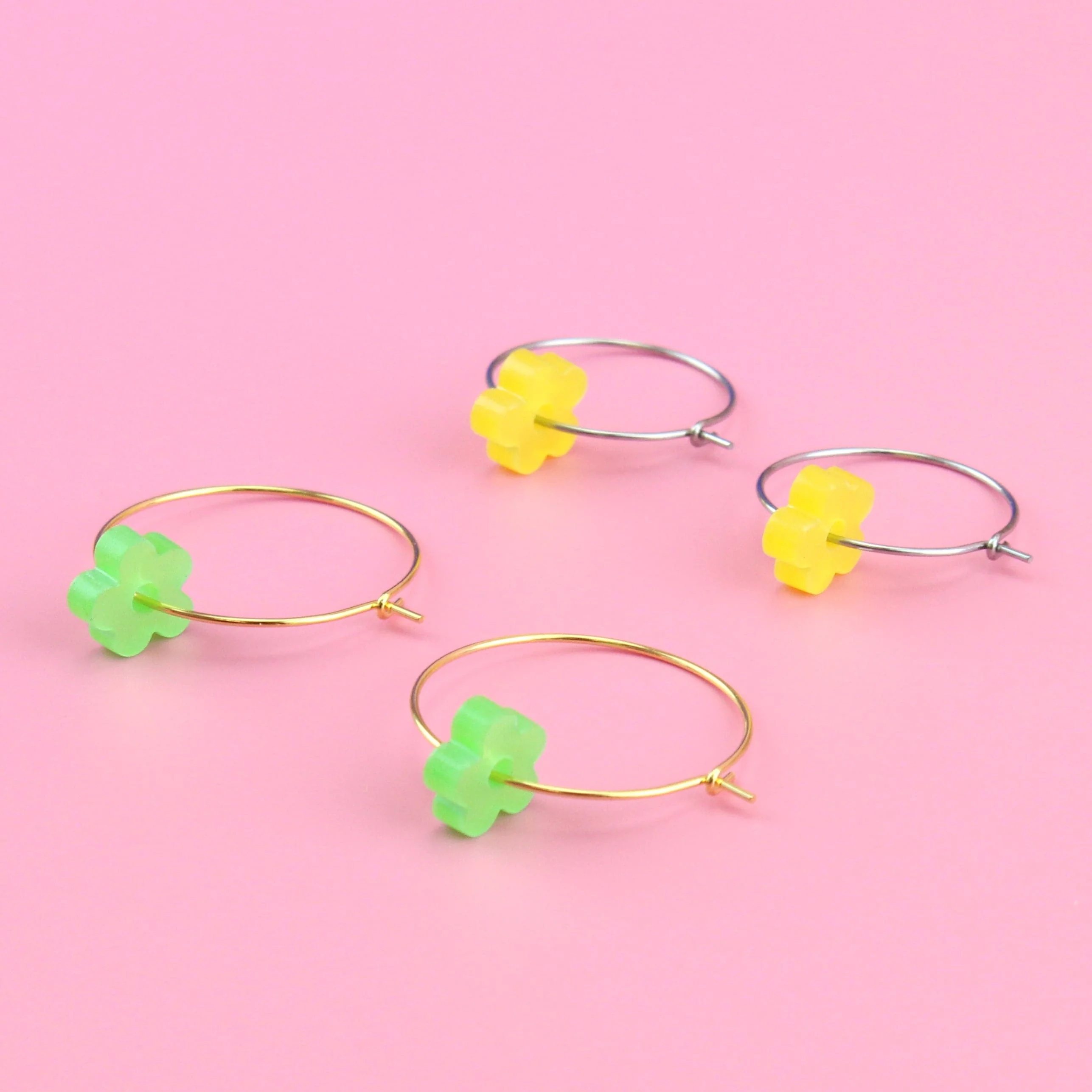 Lemon 'n Lime Flower Power Hoop Earring Set - Image 6