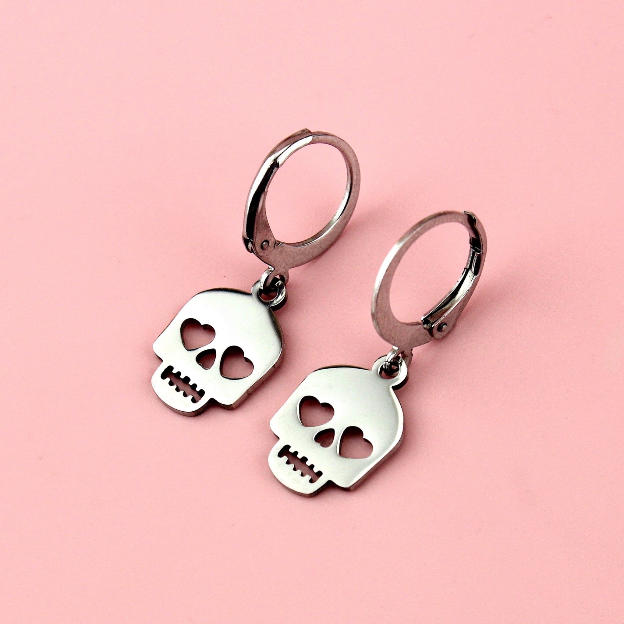 Lovely Bones Skull Earrings - Image 5