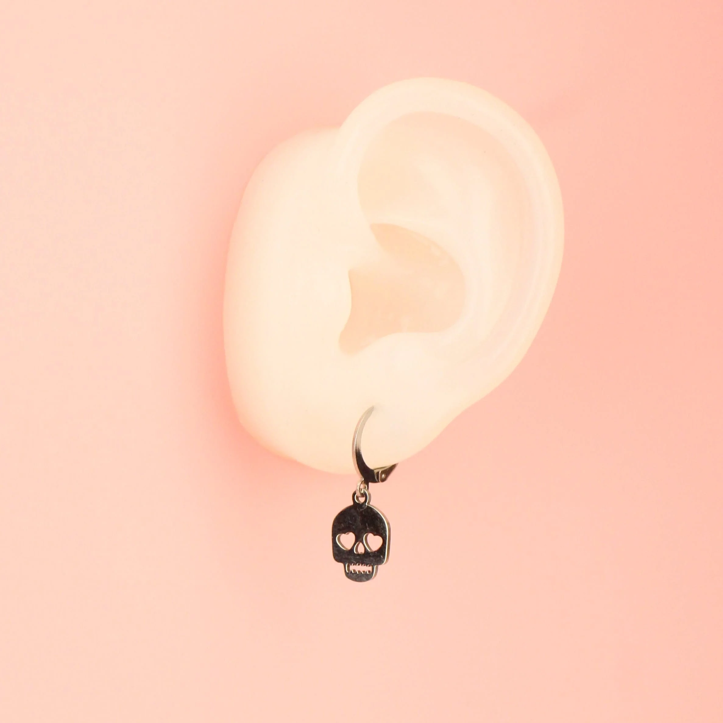 Lovely Bones Skull Earrings - Image 6