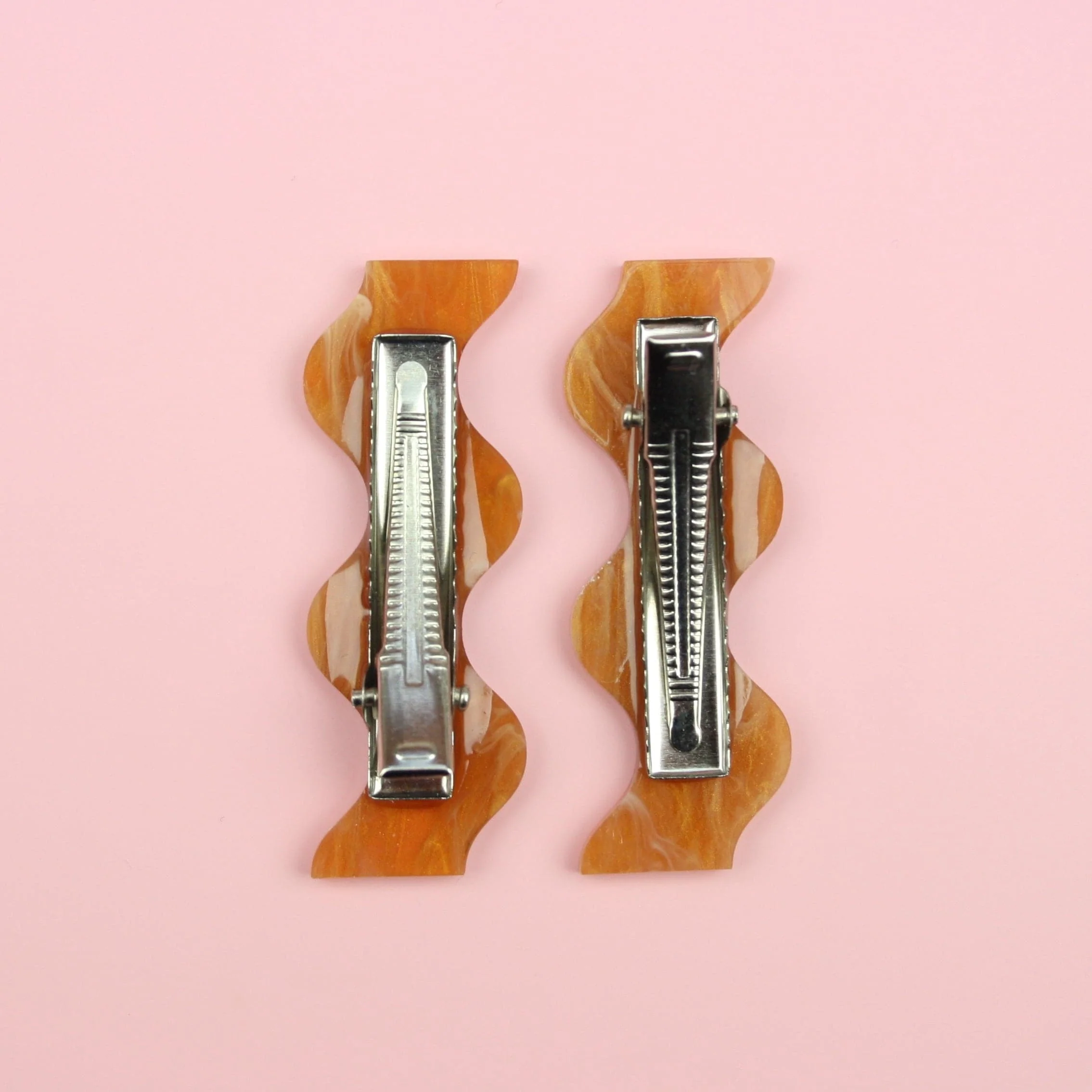 Pecan Wavy Hair Clips - Image 4