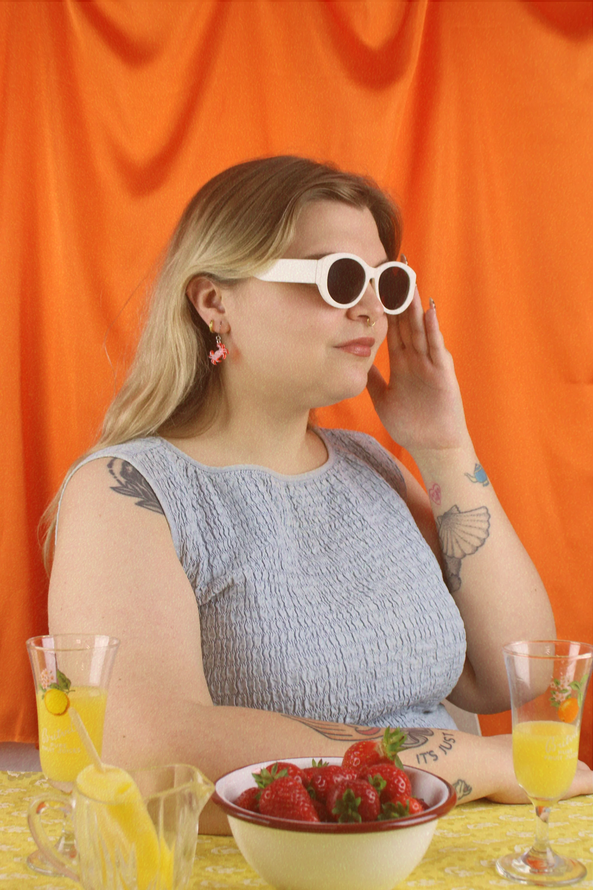 Pinch Me! Crab Huggie Hoop Earrings - Image 5