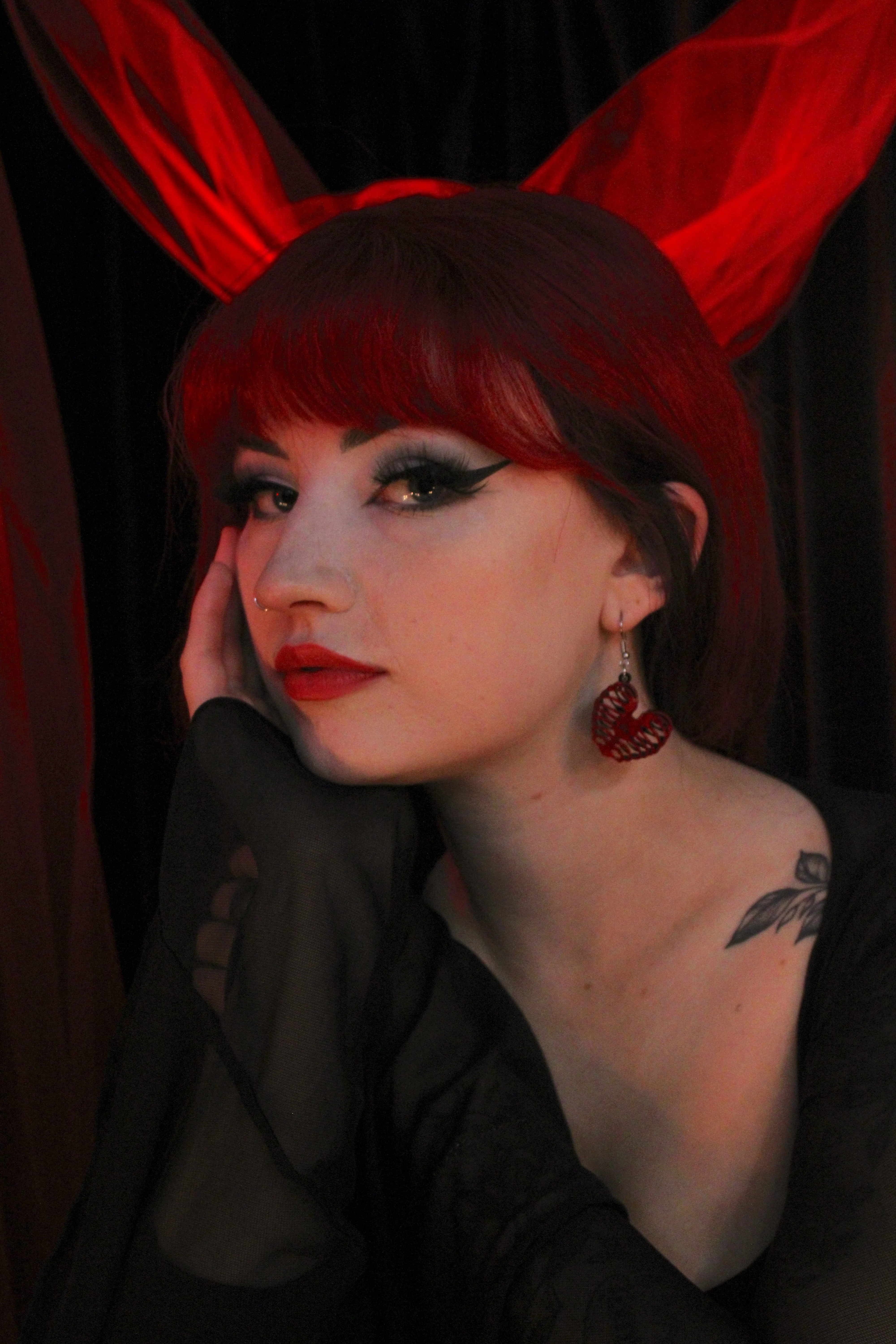 Ribcage Heart Earrings - Image 4