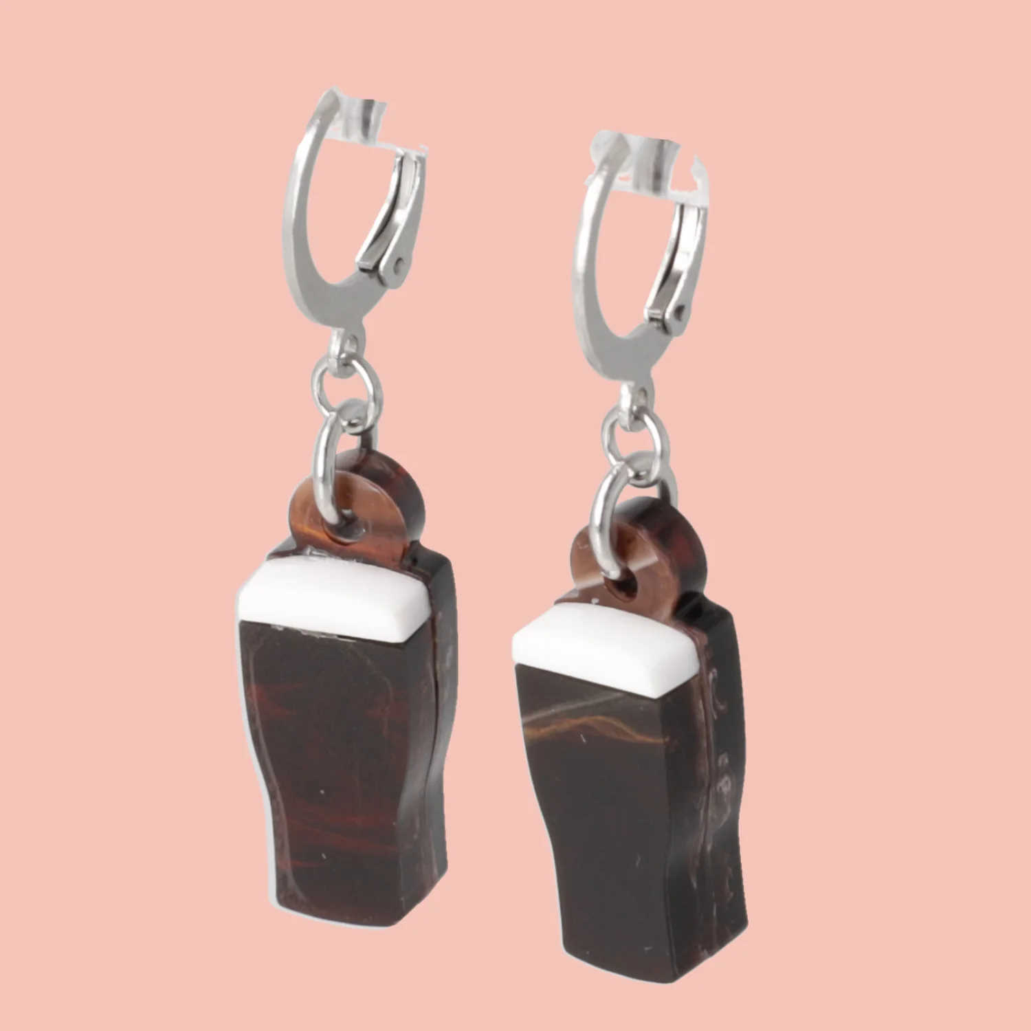 Short & Stout Huggie Hoop Earrings - Image 3