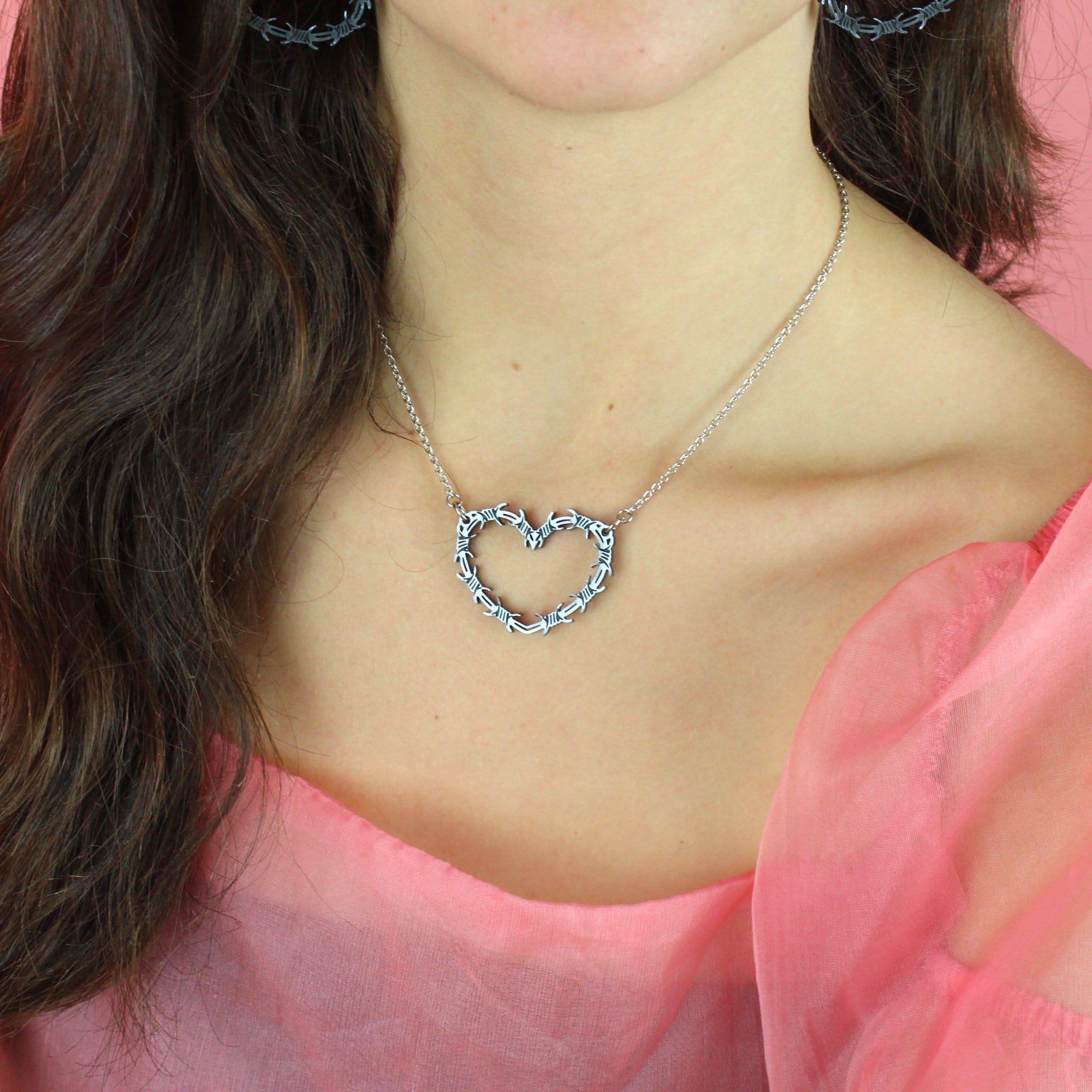 Silver Barbed Wire Heart Necklace - Image 8