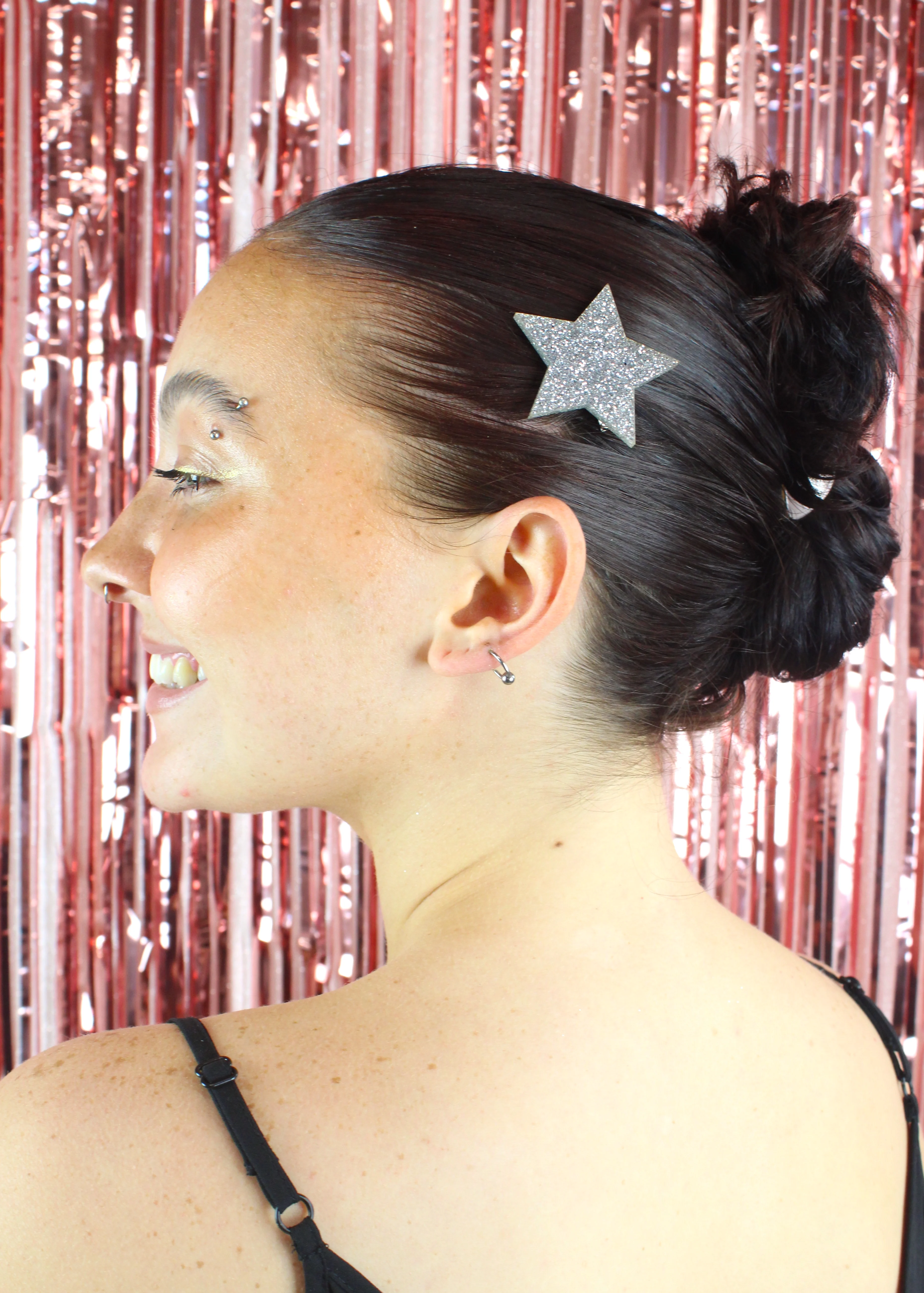 Silver Glitter Single Star Hair Clip - Image 4