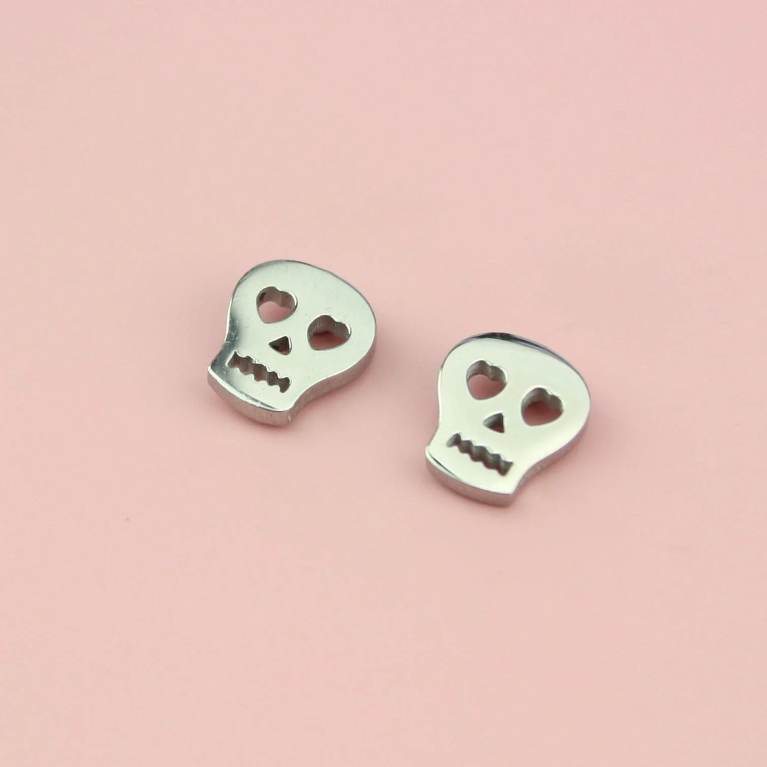 Skull Stud Earrings - Image 4