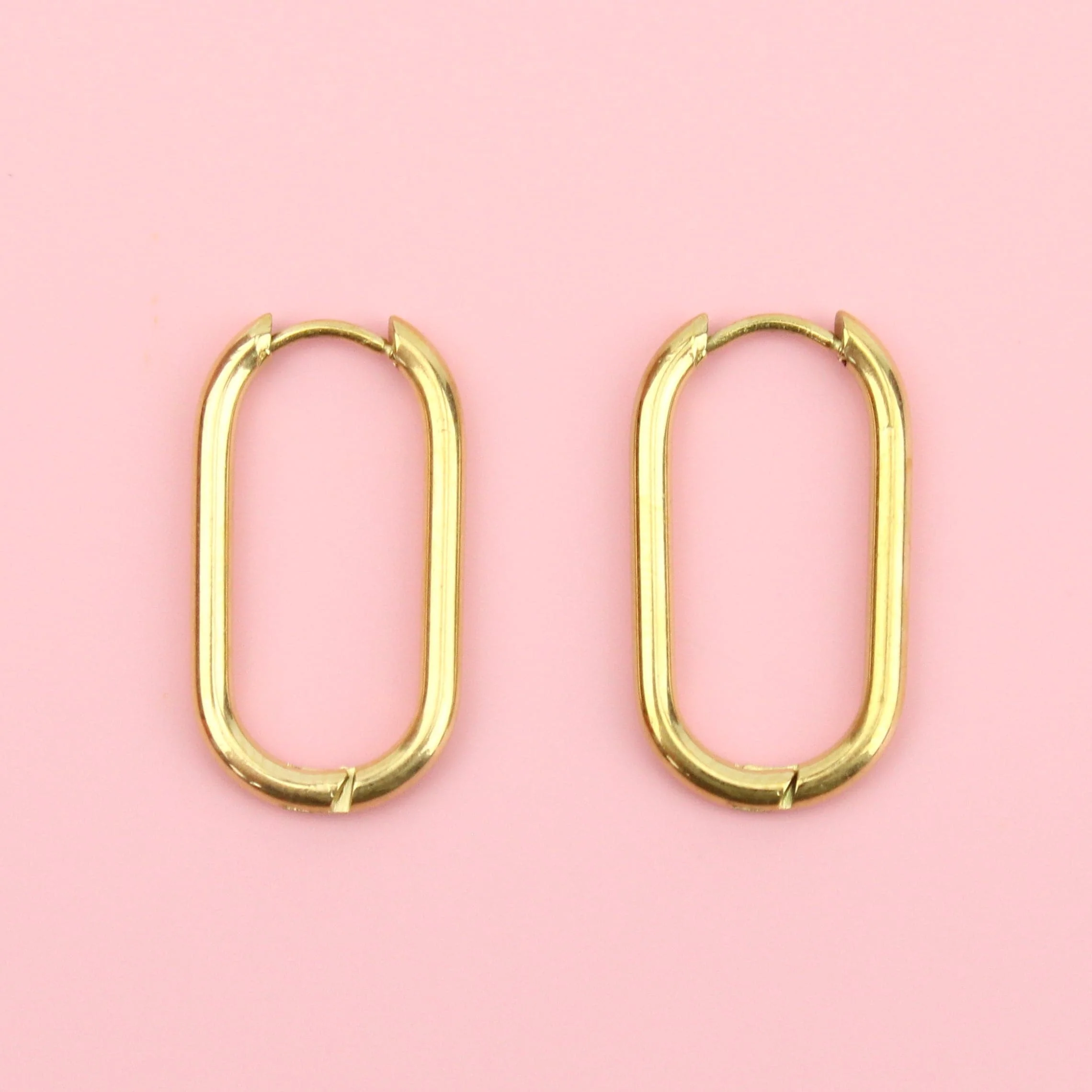 Small Oval Hoop Earring (Gold Plated)